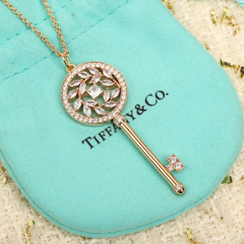 Tiffany Necklaces WeatherProof 253610