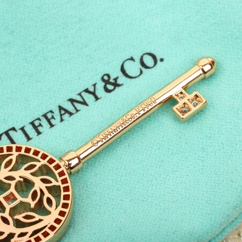 Tiffany Necklaces WeatherProof 253610