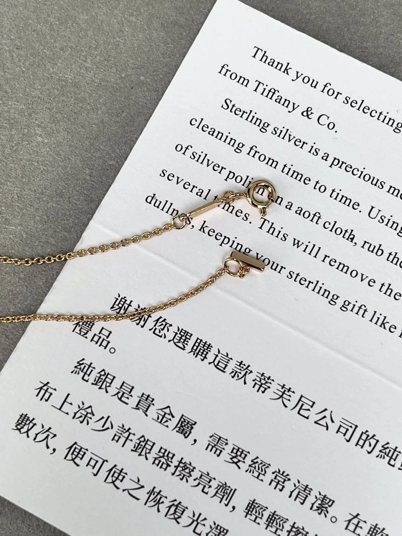 Neat Tiffany Necklaces 253576