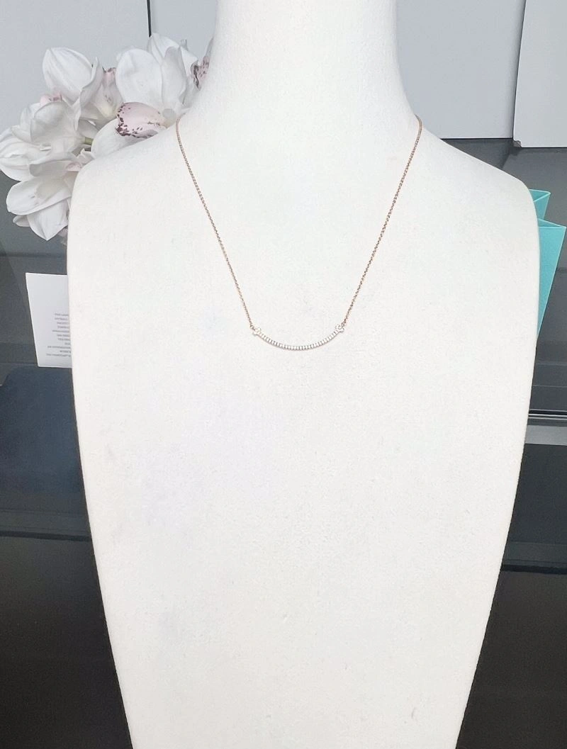 Neat Tiffany Necklaces 253576