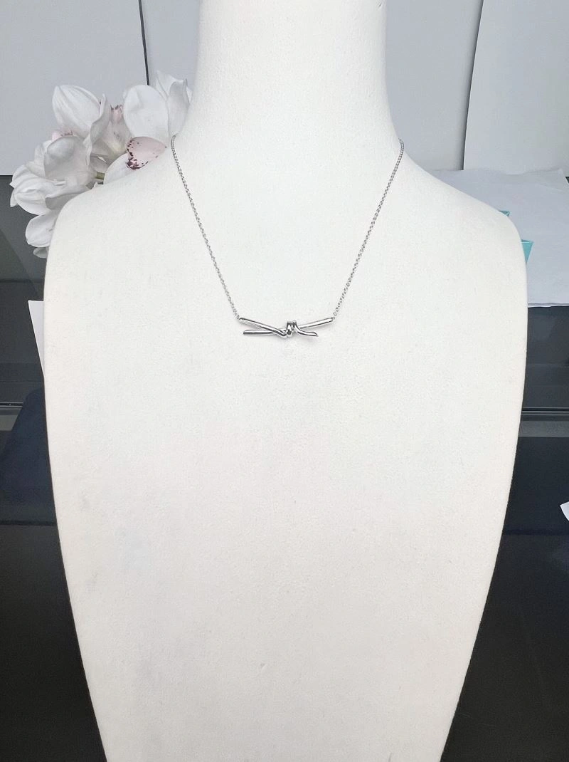 Tiffany Necklaces Snug 253583