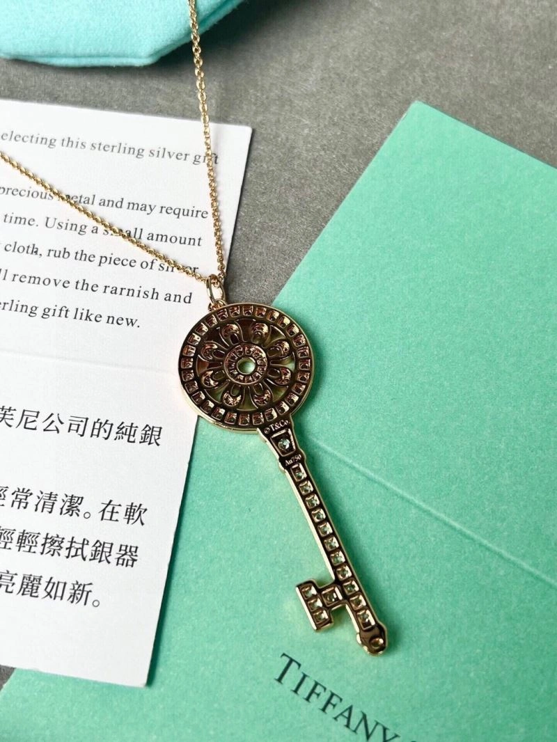 Refined Tiffany Necklaces 253474