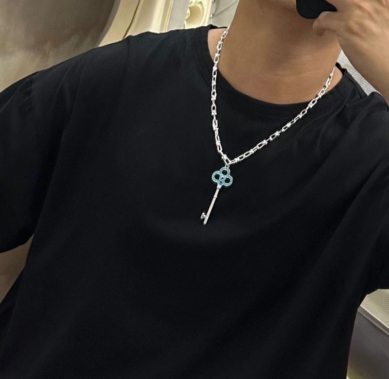 Tiffany Necklaces Lightweight 253469
