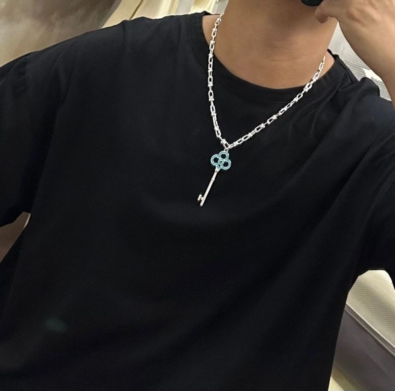 Tiffany Necklaces Lightweight 253469