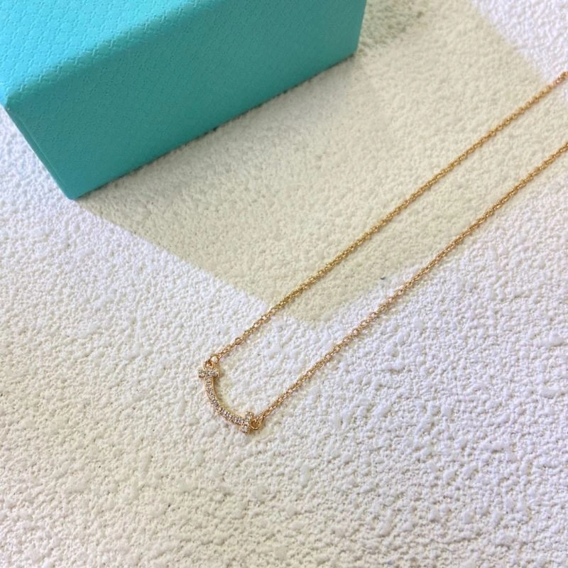Tiffany Necklaces Lightweight 253454