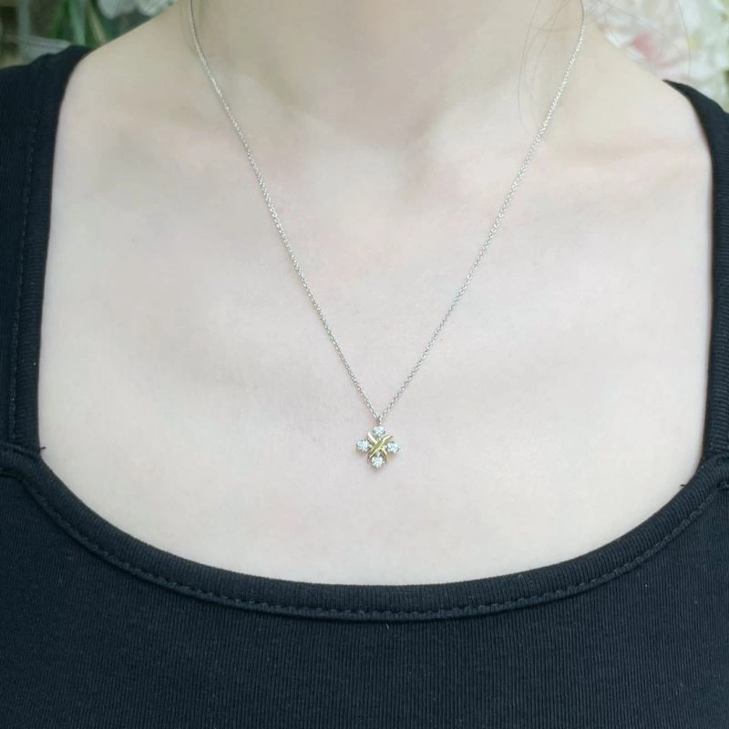 Tiffany Necklaces Lightweight 253452