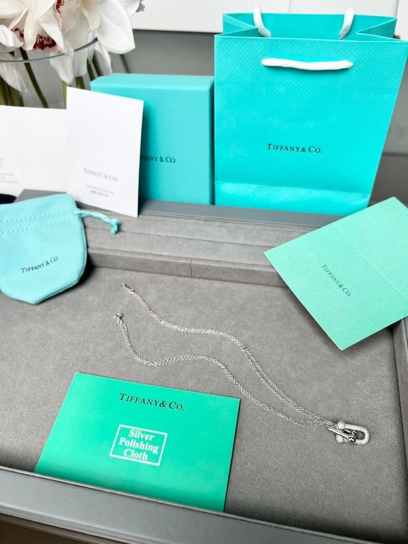 Effortless Tiffany Necklaces 253387