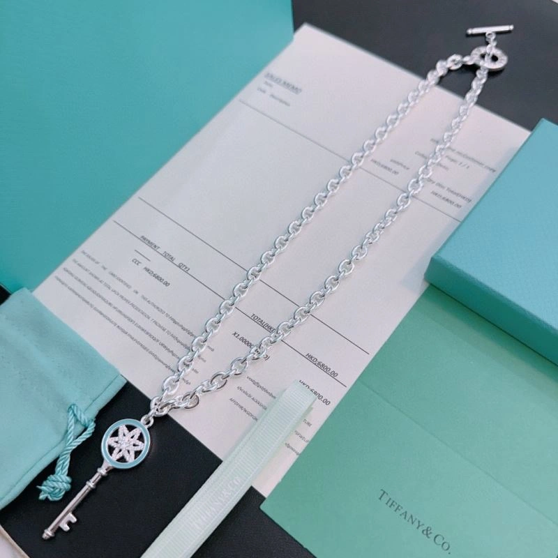 Trendy Tiffany Necklaces 253364