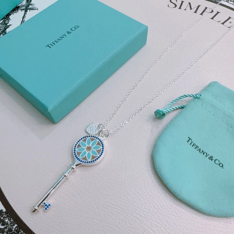 Tiffany Necklaces Stylish 253335