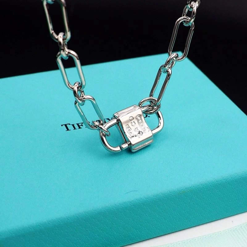 Tiffany Necklaces Classic 253354