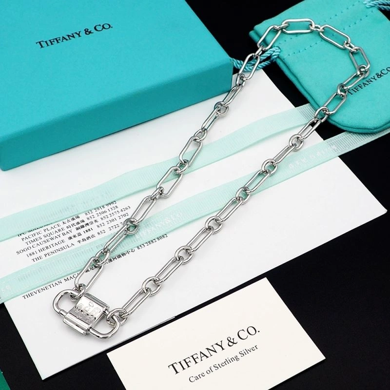 Tiffany Necklaces Classic 253354