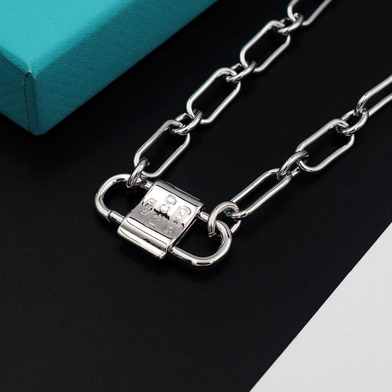 Tiffany Necklaces Classic 253354