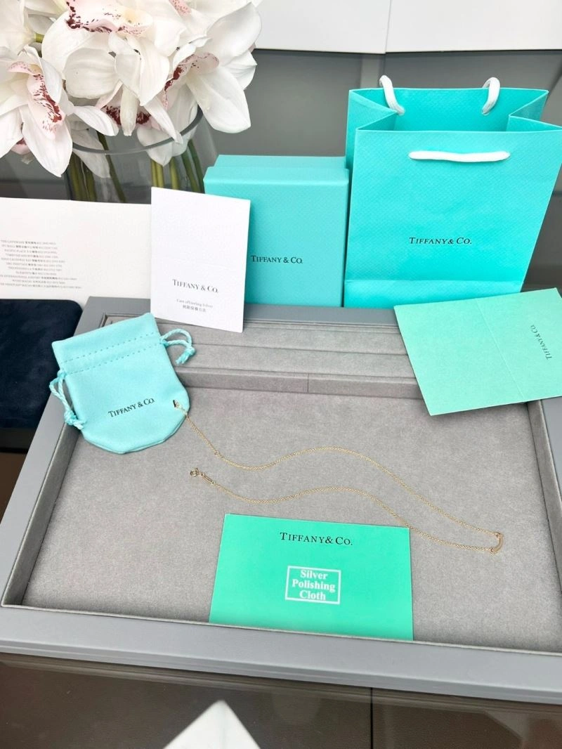 Tiffany Necklaces SoftTouch 253343