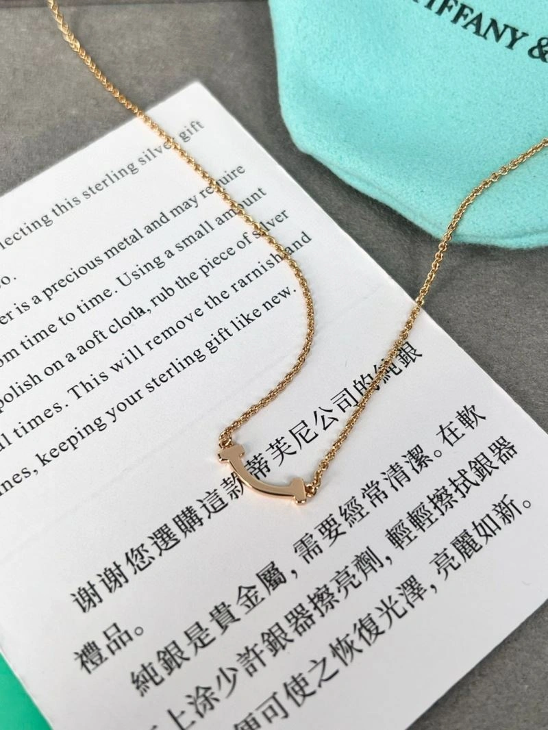 Tiffany Necklaces SoftTouch 253343
