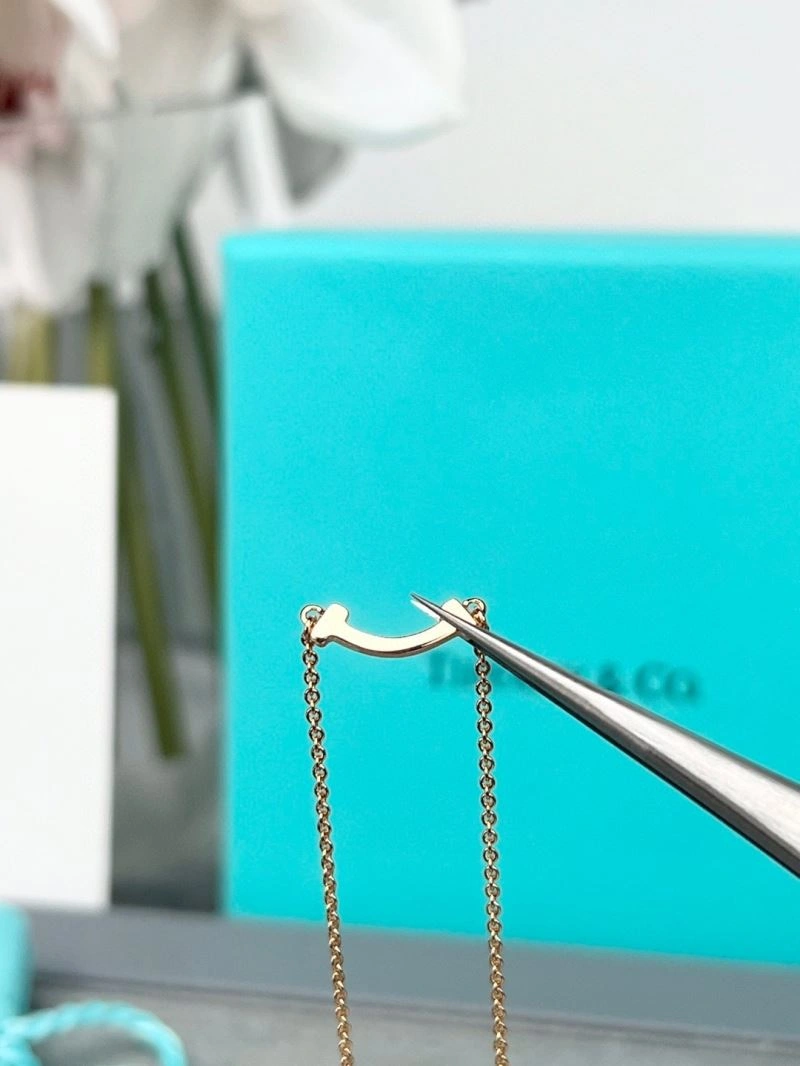 Tiffany Necklaces SoftTouch 253343