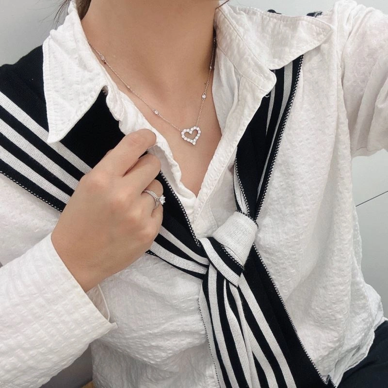 MoistureWicking Tiffany Necklaces 253349