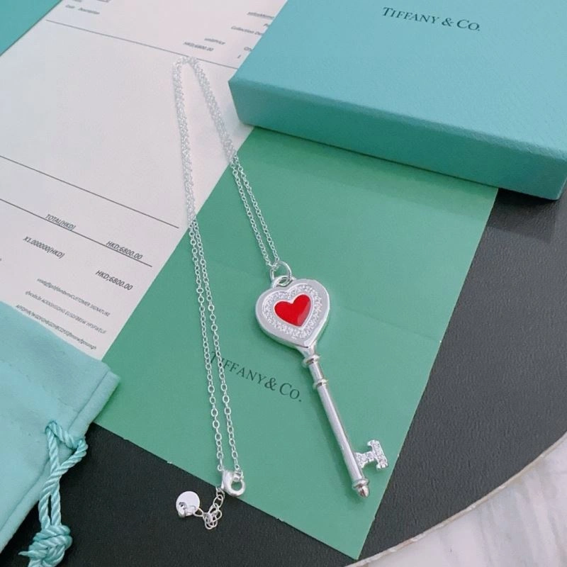 Tiffany Necklaces Lightweight 253332