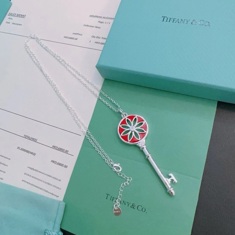 WaterResistant Tiffany Necklaces 253346