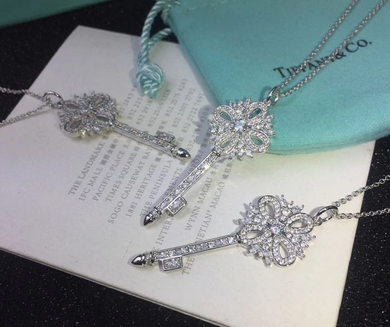 MoistureWicking Tiffany Necklaces 253326
