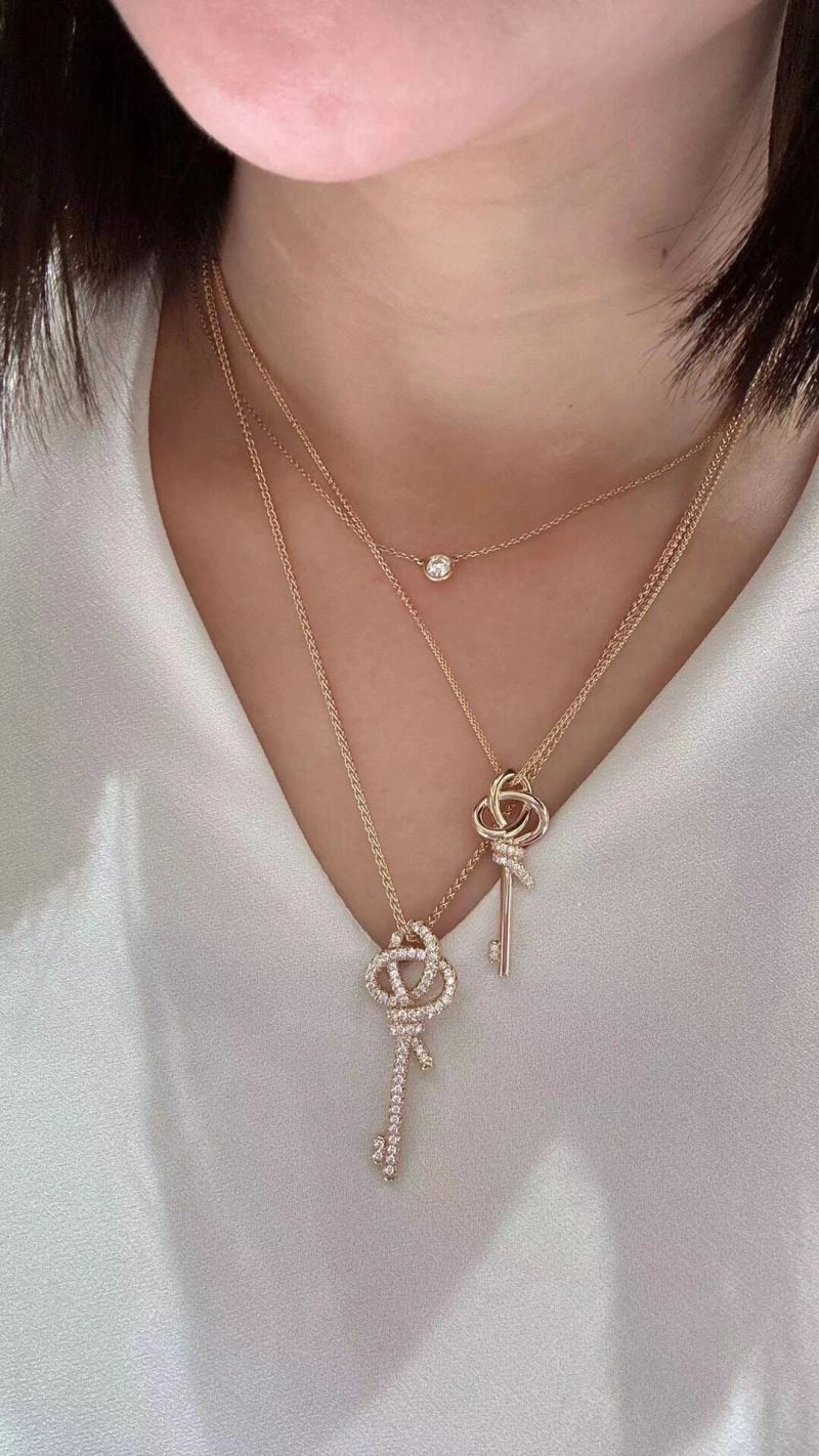 TechFriendly Tiffany Necklaces 253325
