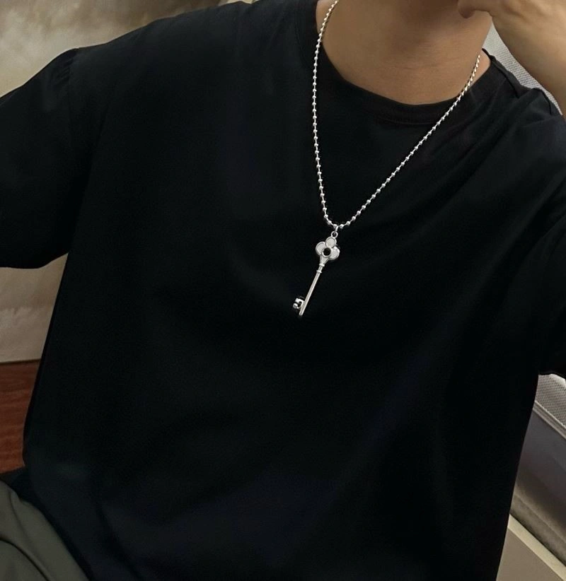 Sporty Tiffany Necklaces 253101
