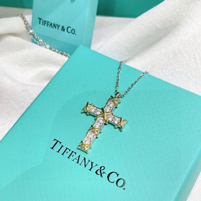 WeatherProof Tiffany Necklaces 253108