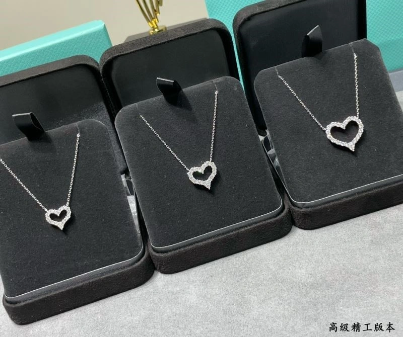 Tiffany Necklaces WeatherProof 253060