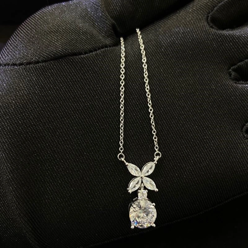UrbanChic Tiffany Necklaces 253048