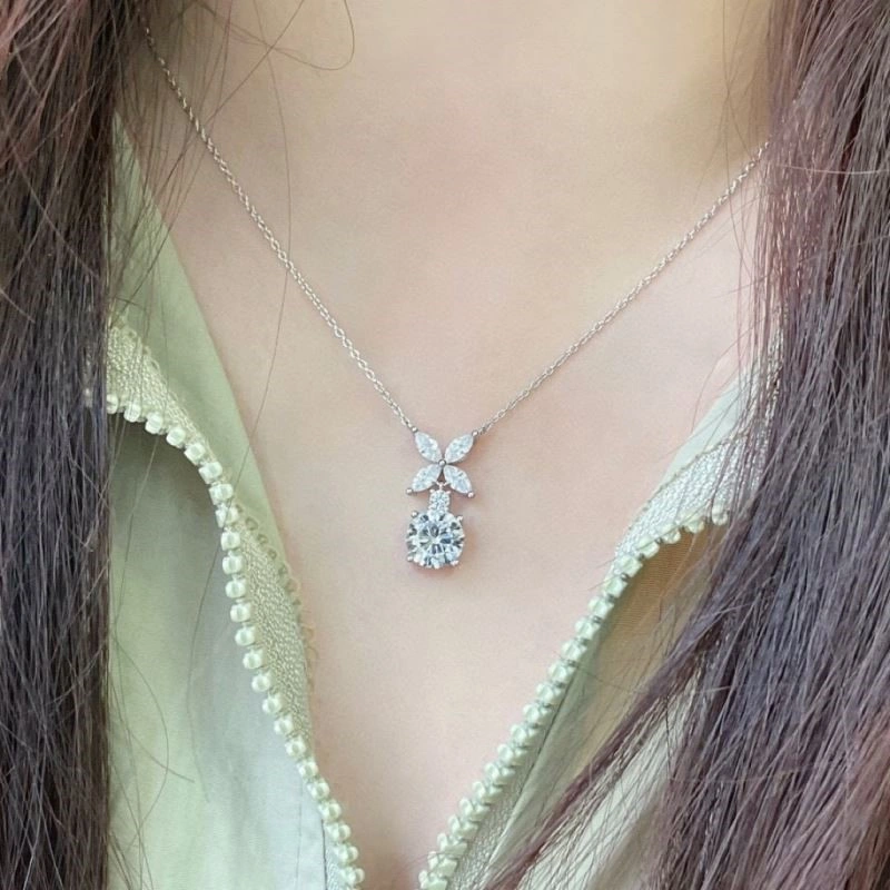 UrbanChic Tiffany Necklaces 253048