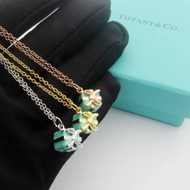 Tiffany Necklaces Packable 253027
