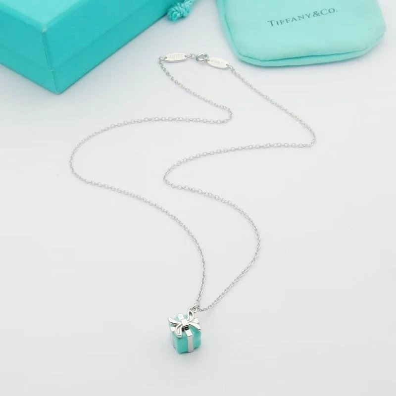 Tiffany Necklaces Packable 253027