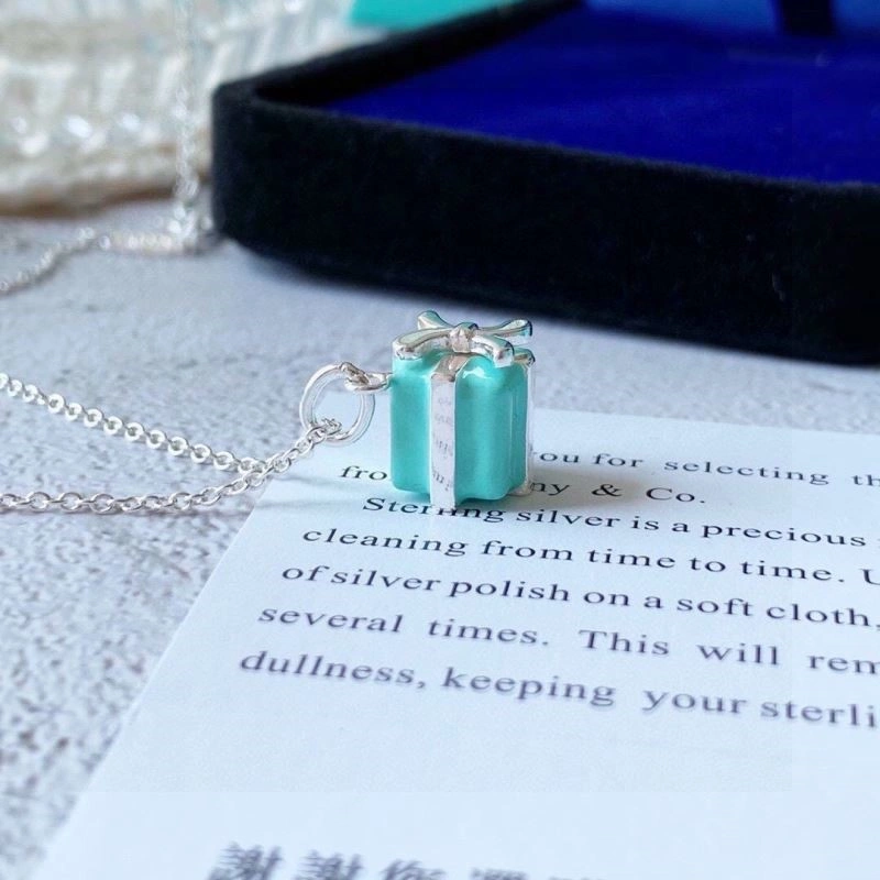 Tiffany Necklaces MultiPurpose 253022