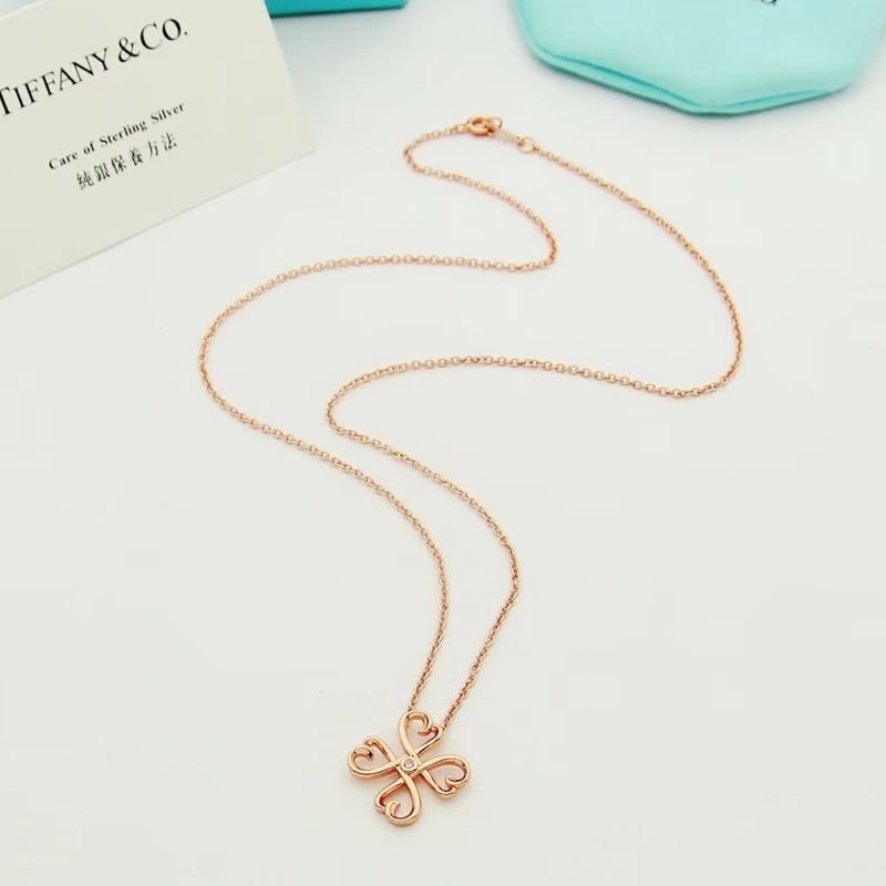 Sleek Tiffany Necklaces 253031