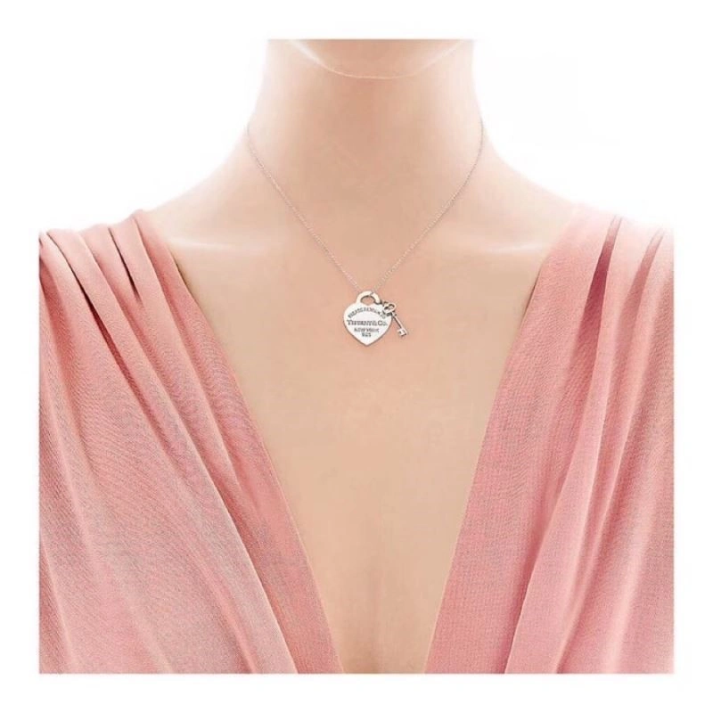 Tiffany Necklaces Snug 253029