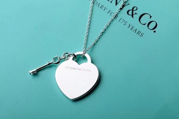 Tiffany Necklaces Snug 253029
