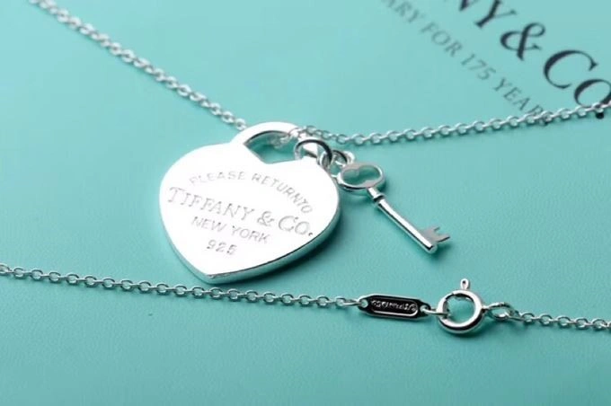 Tiffany Necklaces Snug 253029