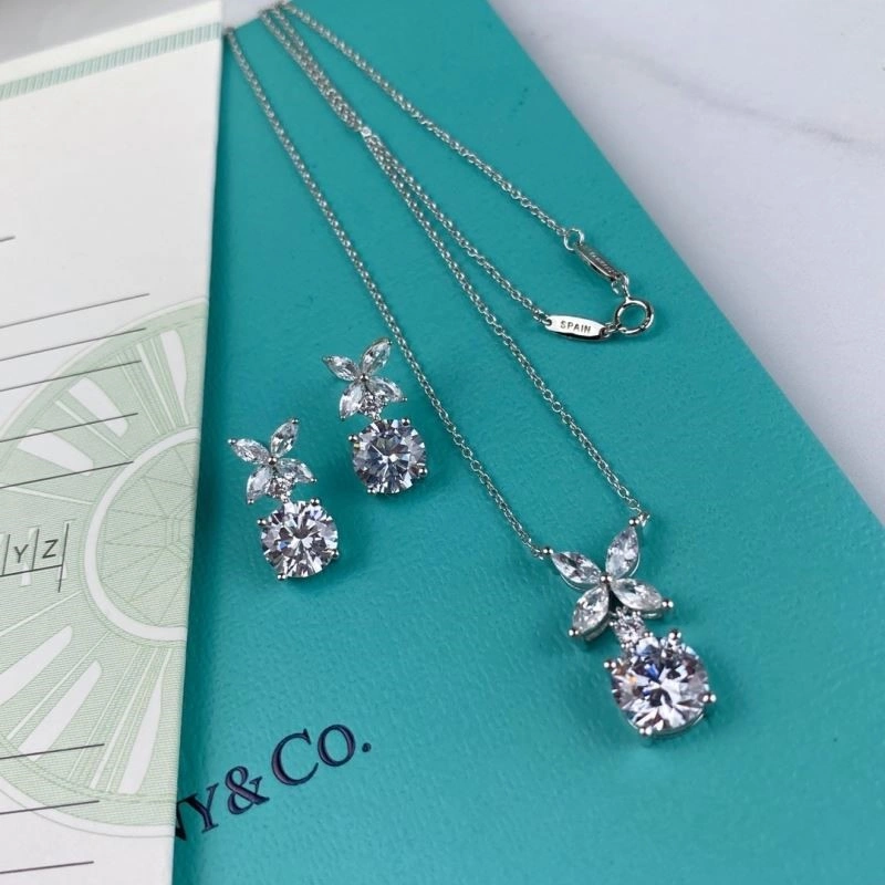EasyMatch Tiffany Necklaces 253000