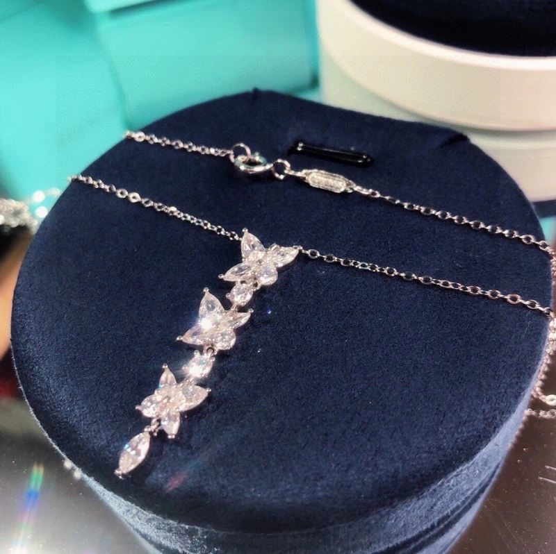 Sporty Tiffany Necklaces 252985