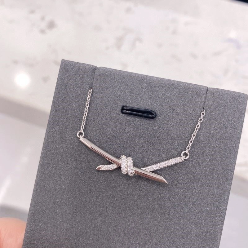 Stylish Tiffany Necklaces 252996