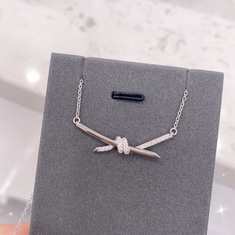 Stylish Tiffany Necklaces 252996
