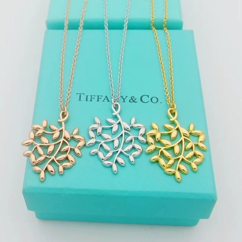 Stylish Tiffany Necklaces 252957