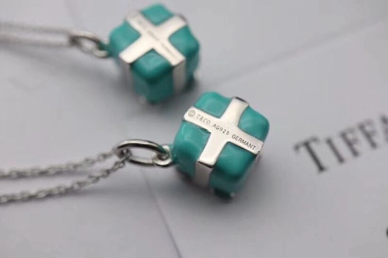 FashionForward Tiffany Necklaces 252930