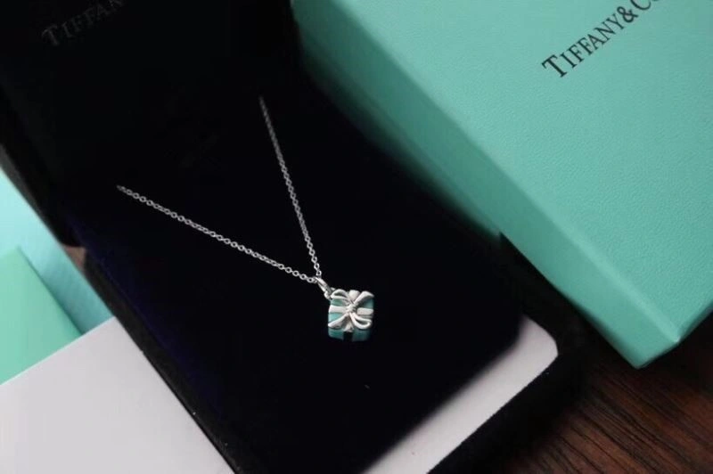FashionForward Tiffany Necklaces 252930
