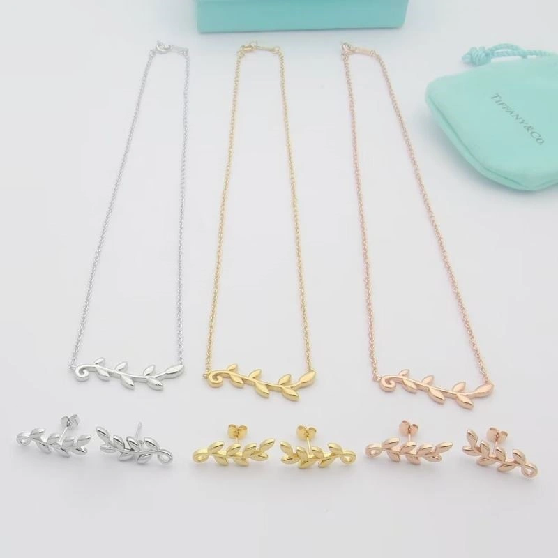 Bright Tiffany Necklaces 252931