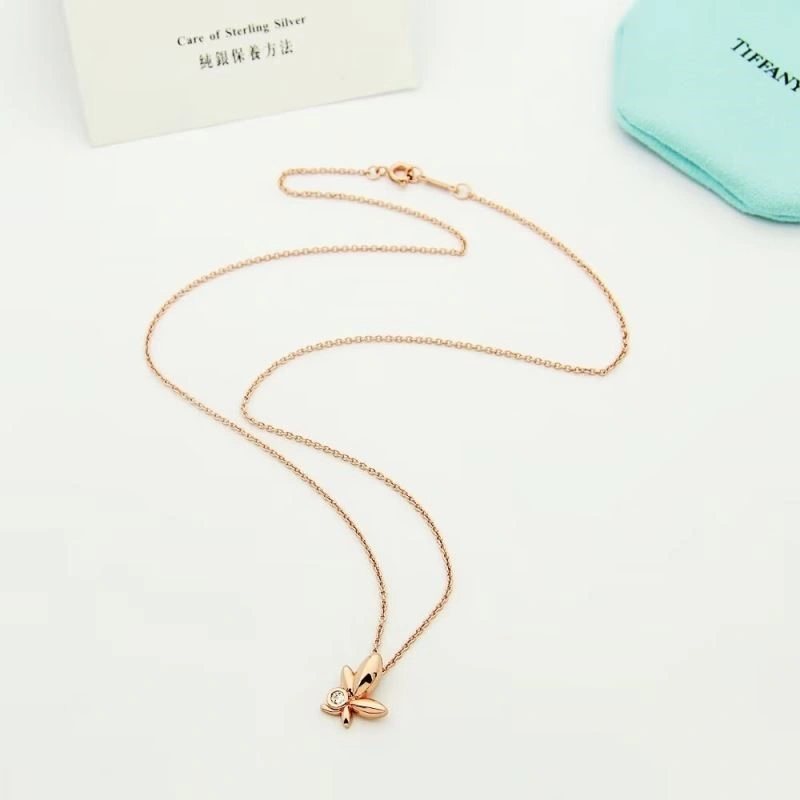 Tailored Tiffany Necklaces 252945