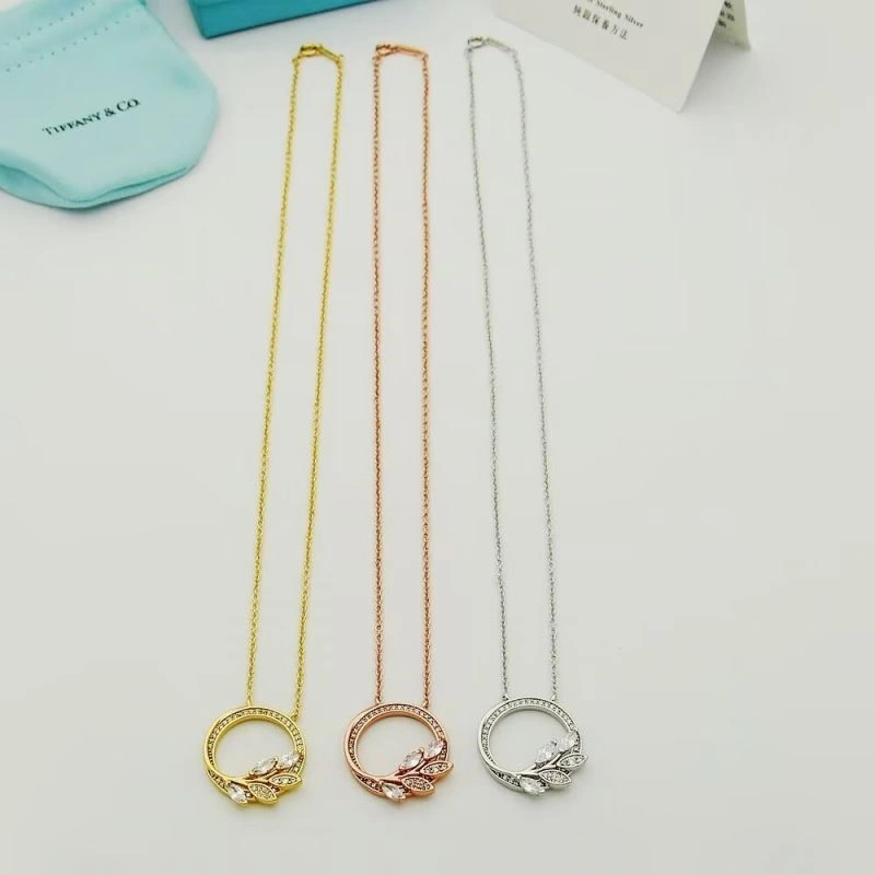 Minimalist Tiffany Necklaces 252947