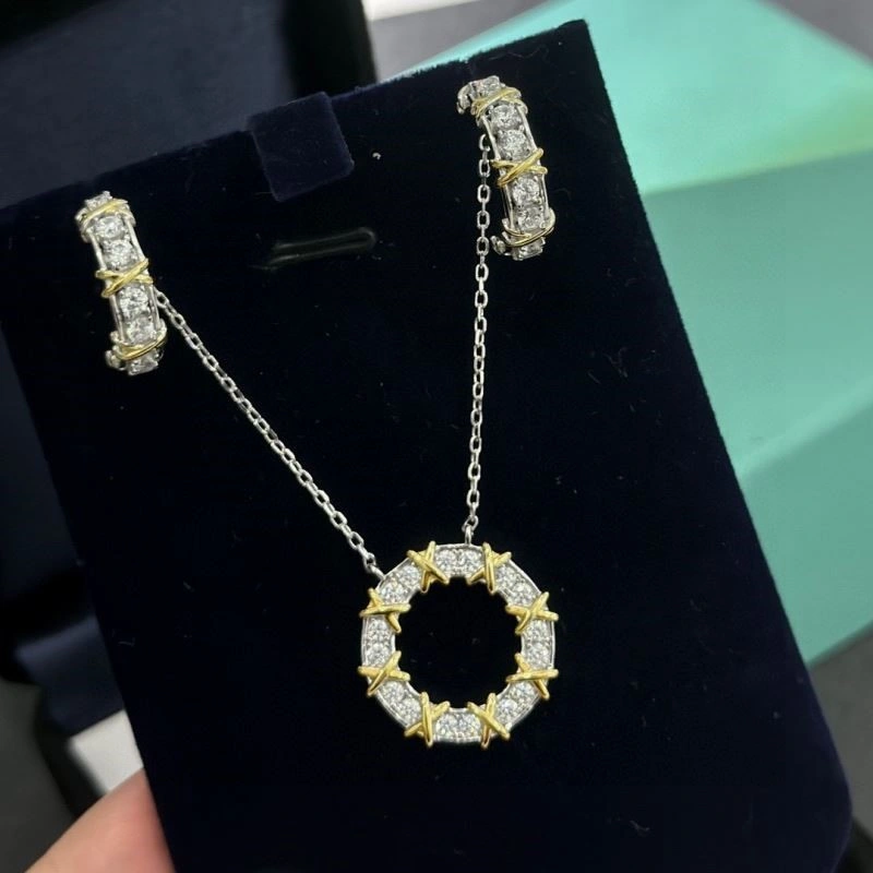 Timeless Tiffany Necklaces 252869
