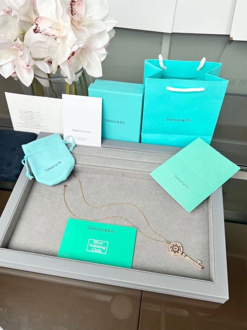 Tiffany Necklaces FlexibleFit 252858