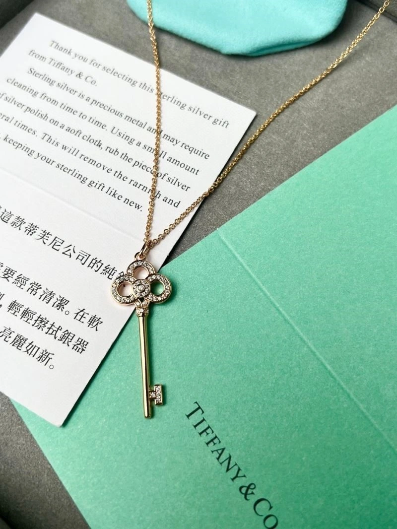 FreshLook Tiffany Necklaces 252870