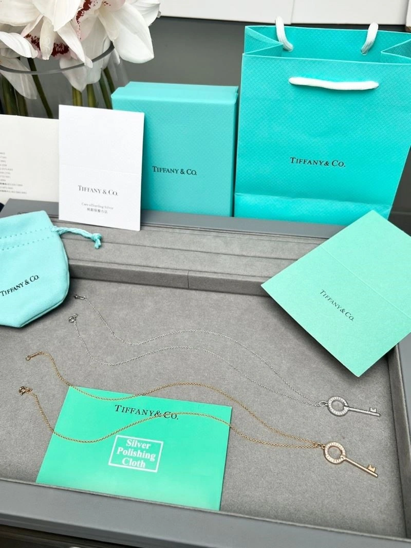 Tiffany Necklaces Breathable 252867